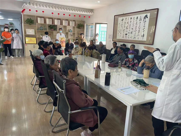 临清我爱我妻新开养老服务中心 - “一老一小”全覆盖